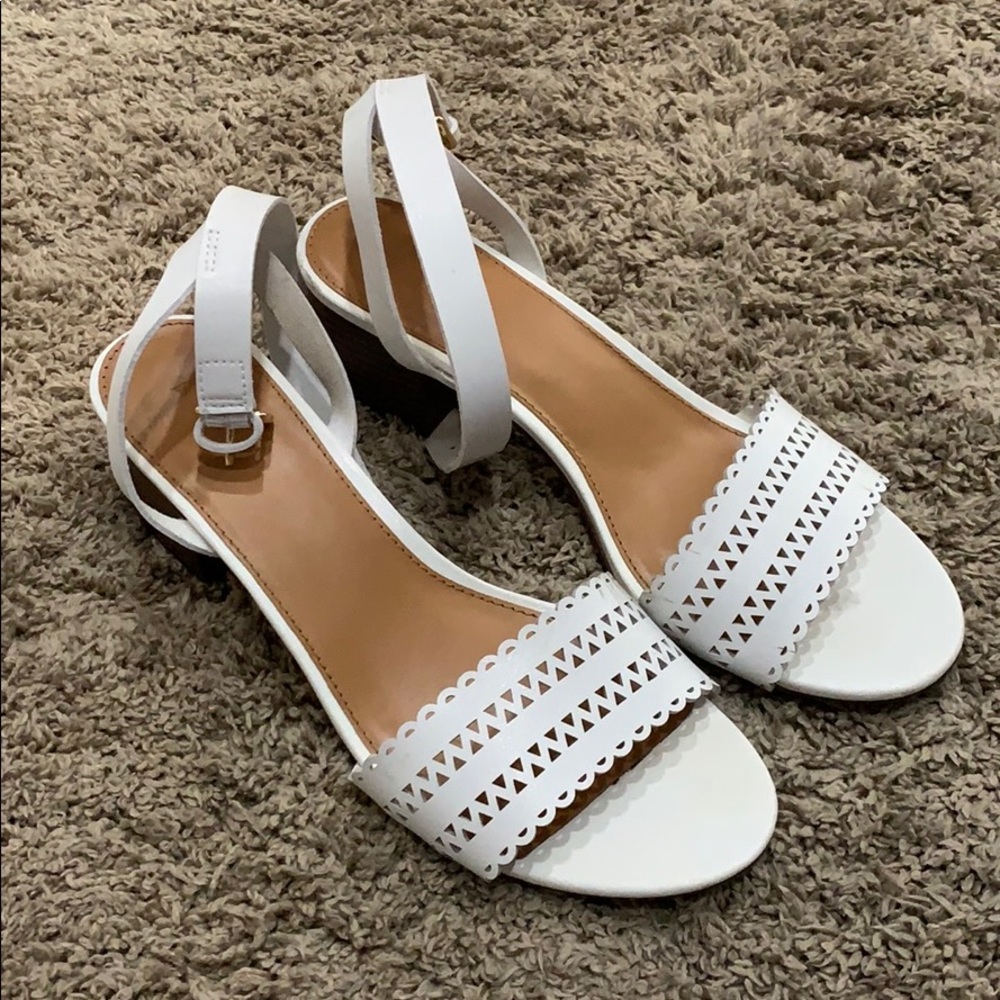 J. Crew Factory heeled white sandals w/ detail